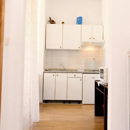 With Parking Space - 6768 Appartement